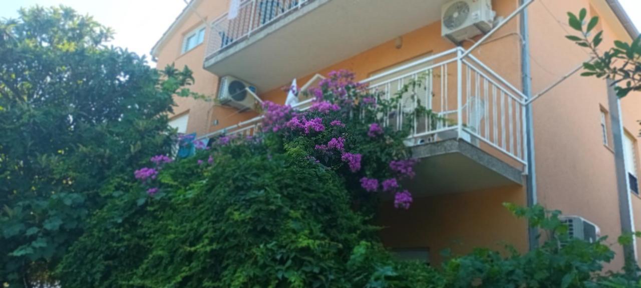 Apartments Bilo Near プリモシュテン エクステリア 写真